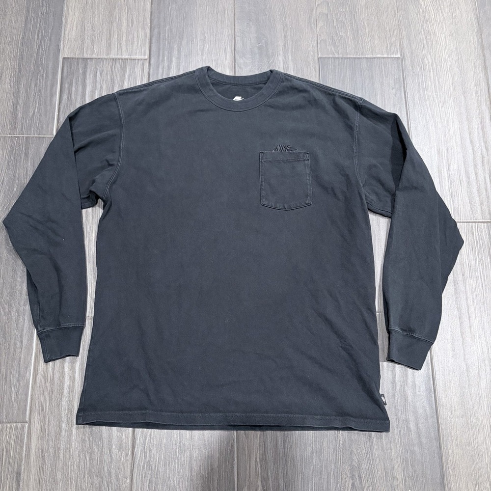 NIKE Sportswear Premium Essentials Pocket T Shirt Black Loose Fit Size Medium
